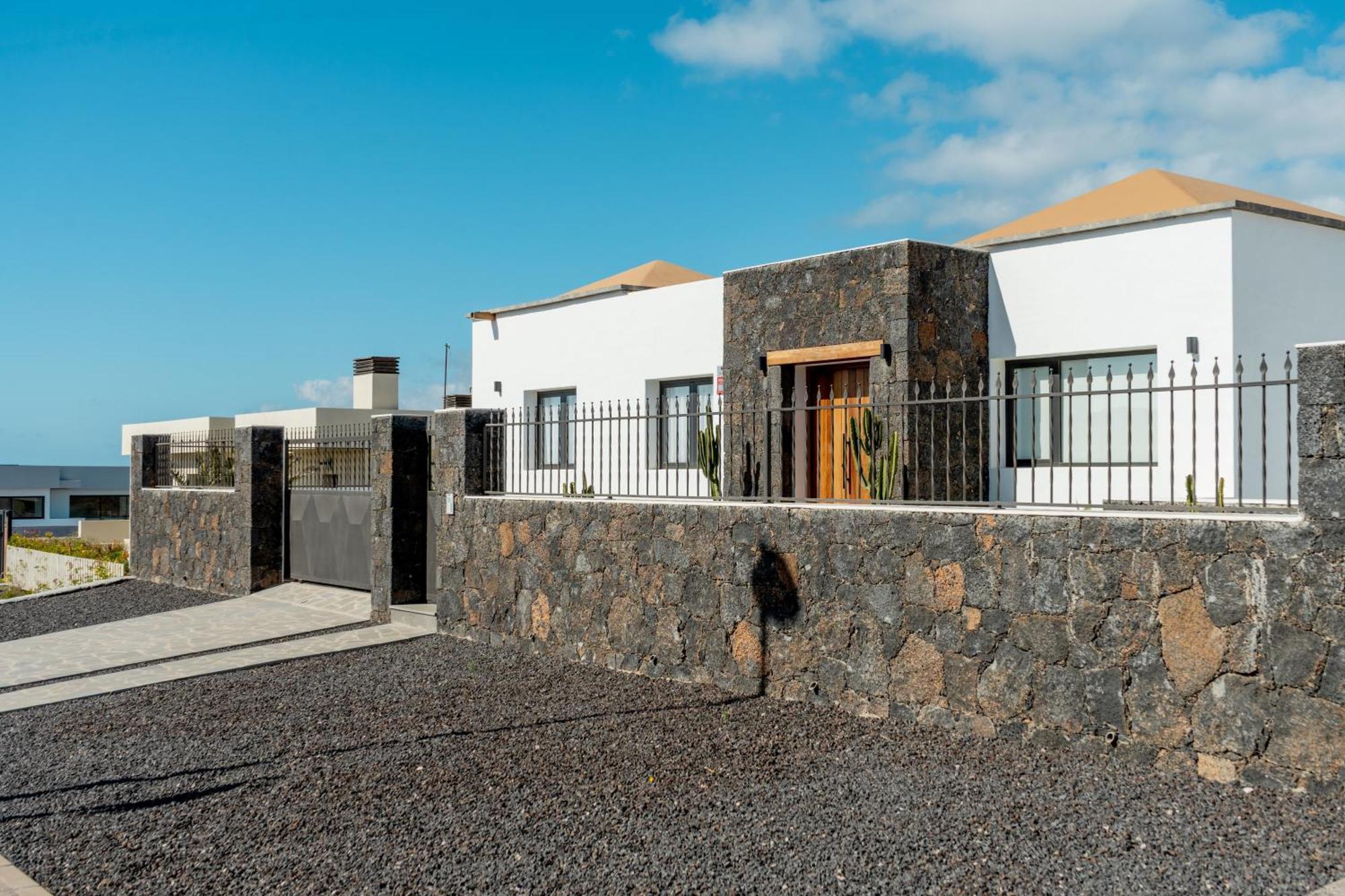 Appartement Seascape Heated Pool, Air-Con, View, Adult Only à Corralejo Extérieur photo